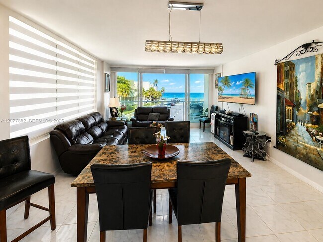 Building Photo - 3505 S Ocean Dr