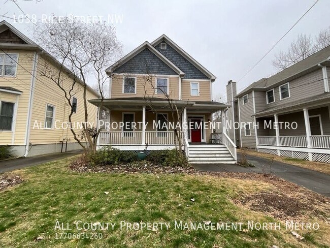 Building Photo - Take 50% off One month's Rent!!