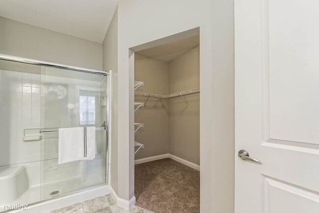 Foto del edificio - 889 Woodmeadow Way