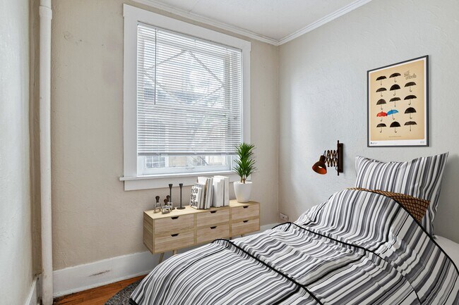 Foto del edificio - 1202 Corona St