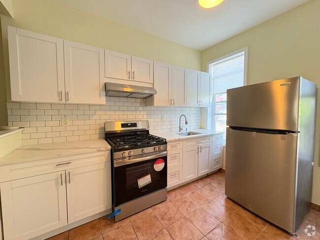 Building Photo - 614 Bramhall Ave