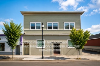 Building Photo - 417 SE Lyon St