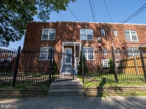 Building Photo - 4337 Halley Terrace SE