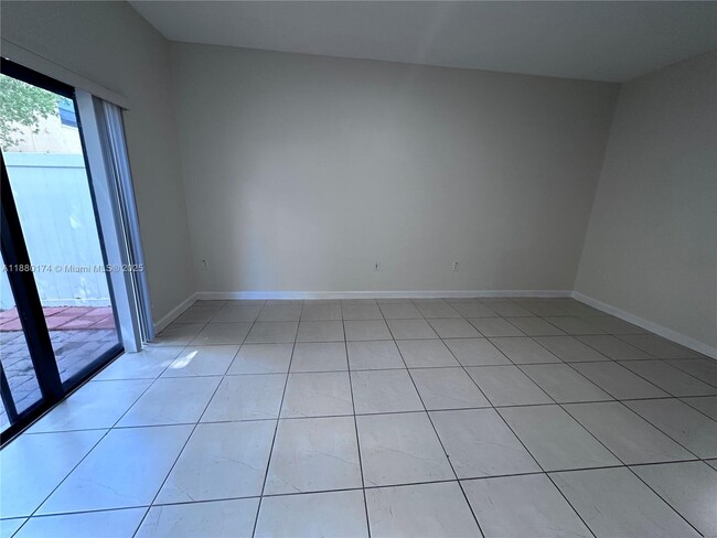 Building Photo - 9336 W 33rd Ave