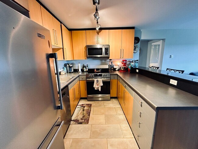 Foto del edificio - Sunny 1 bed 1 bath condo in Fremont