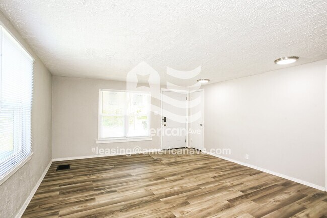 Foto del edificio - 1206 McKinley Ave
