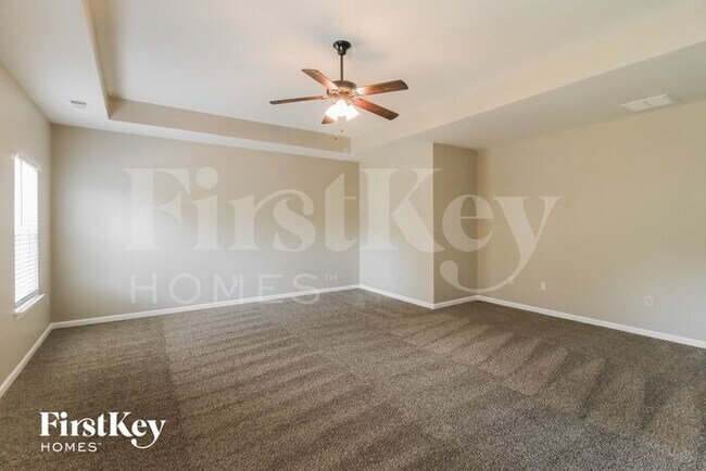 Building Photo - 3824 Hawk Tail Drive