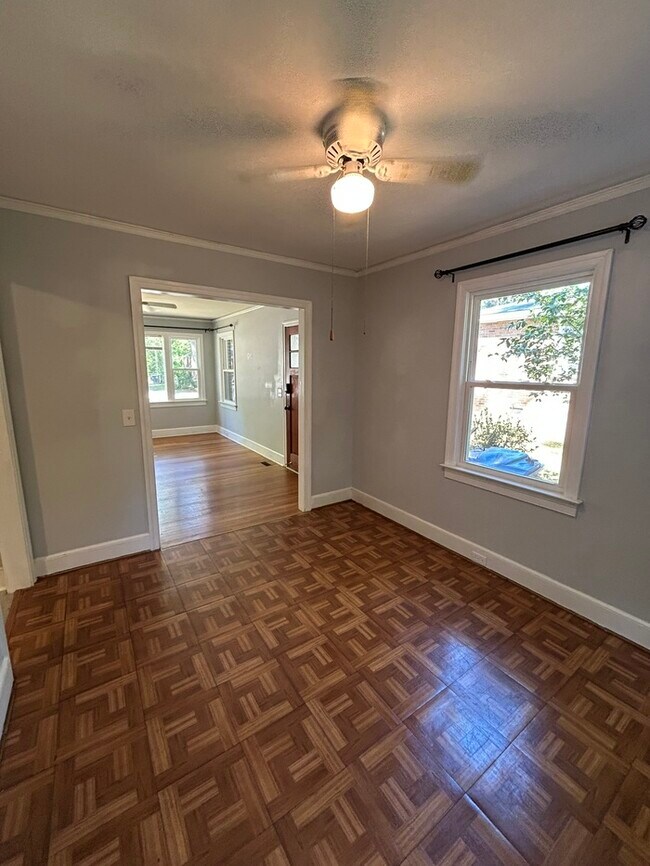 Foto del edificio - 2624 Marling Dr