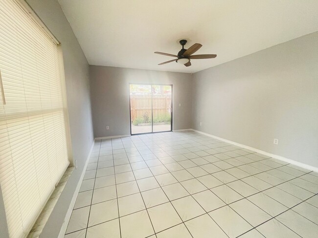 Photo - HIDDEN CREEK CONDO-1613 Little River Dr Or...