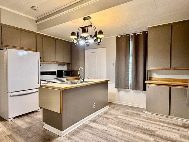 Foto del edificio - 1402 O Ave