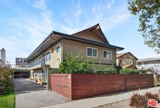 Building Photo - 3322 Atwater Ave