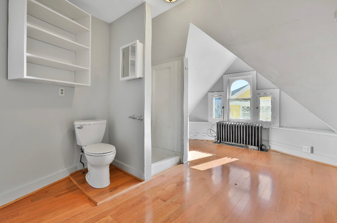 264 Clinton Ave, Kingston, NY 12401 Apartments in Kingston, NY