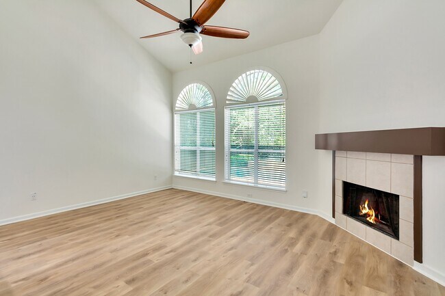 Foto del edificio - 22 N Queenscliff Cir