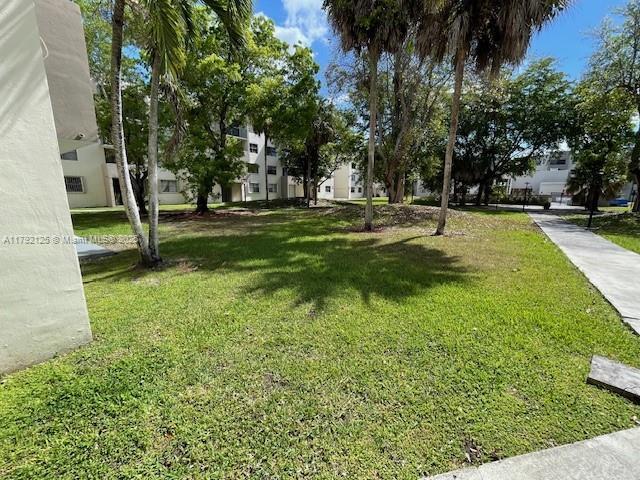 Foto del edificio - 8006 SW 149th Ave