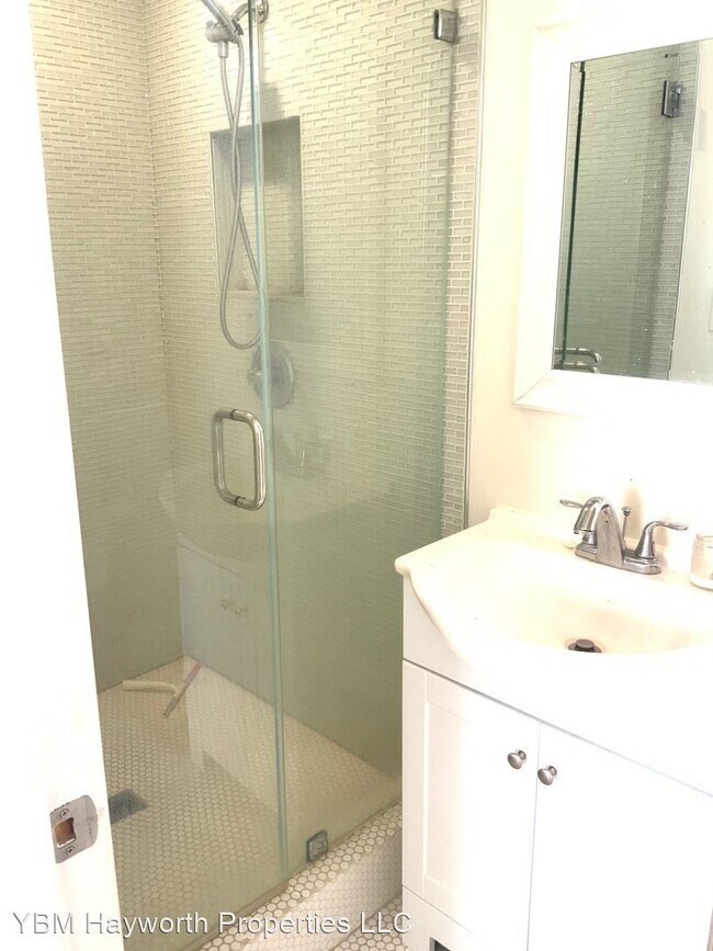 Foto del edificio - 7936 Fountain Ave