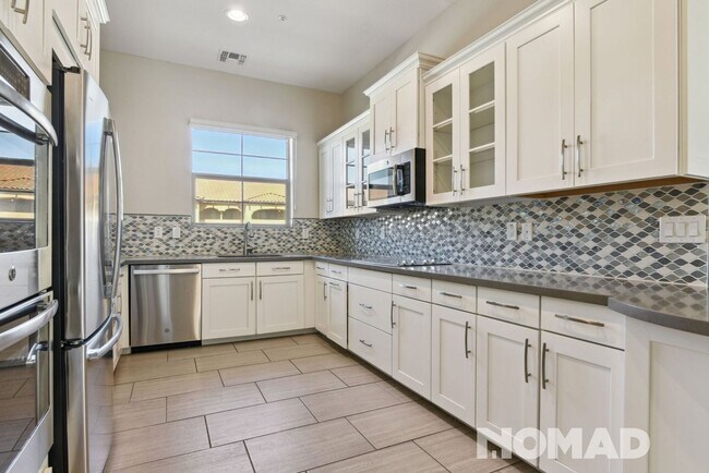 Foto del edificio - Stunning 3BR Townhouse in North Scottsdale