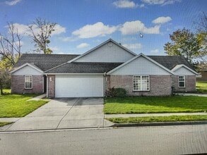 Building Photo - 2722 Fairview Ct