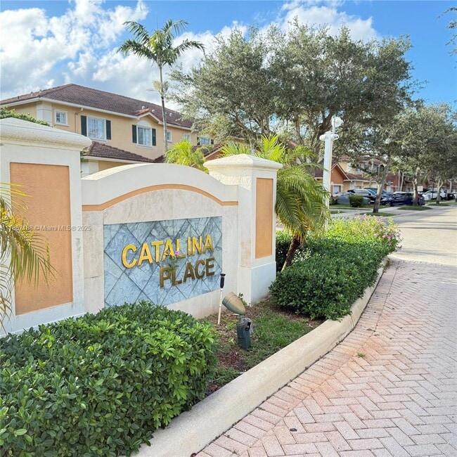 Photo - 6482 Catalina Ln House