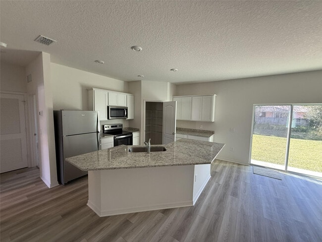 Foto del edificio - 8715 98th Ct