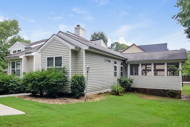 Building Photo - 4275 Cabretta Dr SE