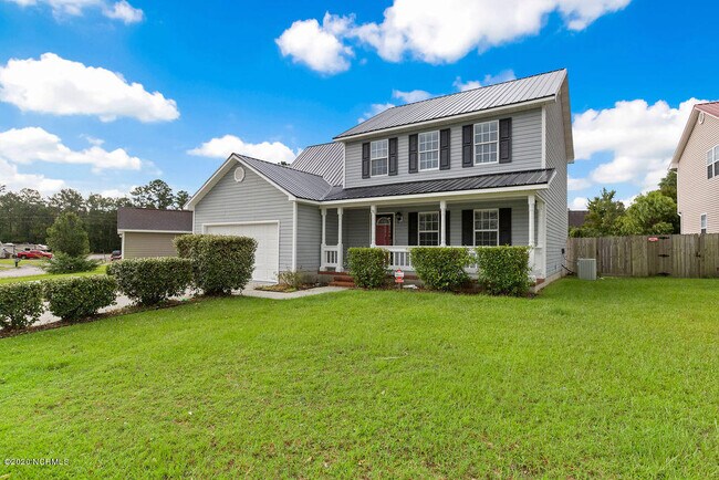 Building Photo - 411 Eucalyptus Ln