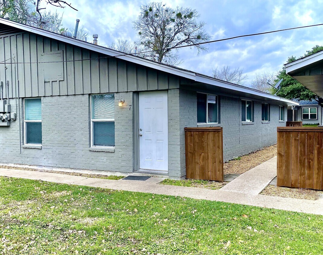 Foto principal - 105 Davis St