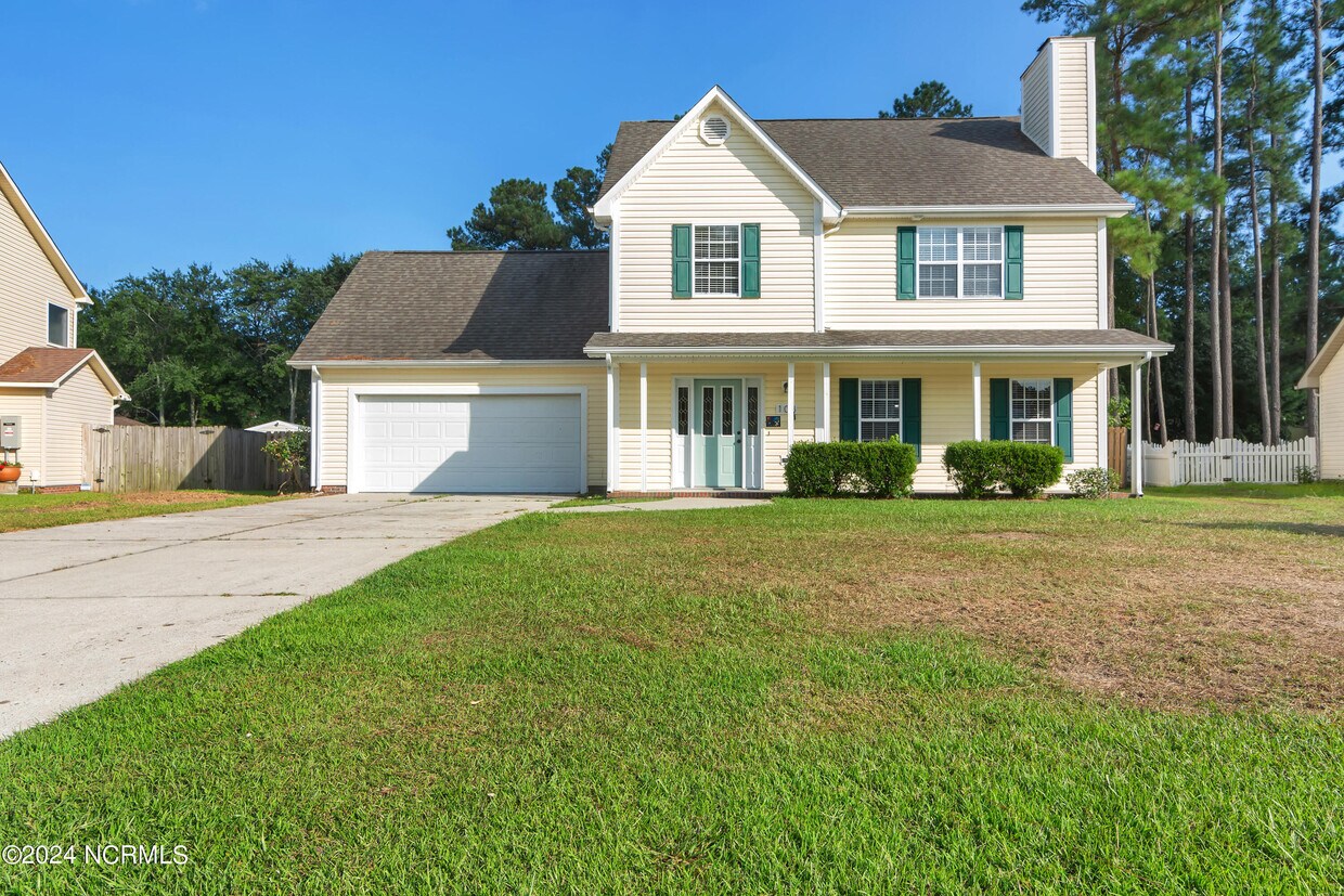 Foto principal - 103 E Carrington Way