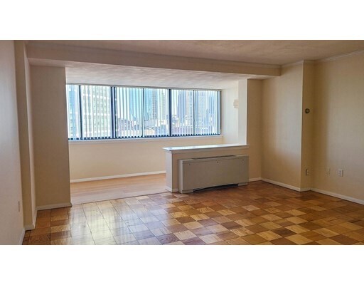 Building Photo - 6 Whittier Pl