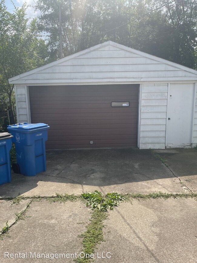 Foto del edificio - 2 br, 1 bath House - 26389 Eton Avenue