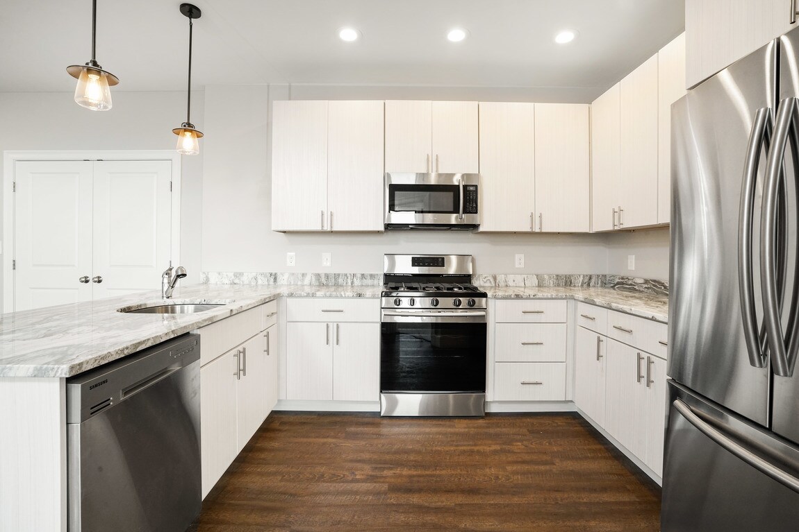 689 Lawrence St, Lowell, MA 01852 Apartments in Lowell, MA