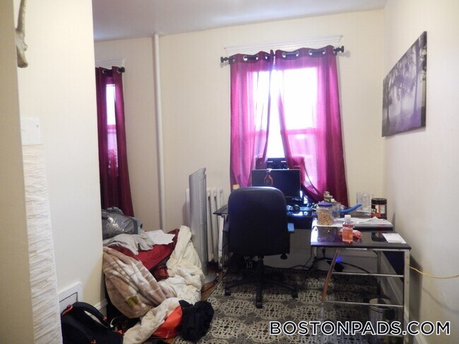 Foto del edificio - 447 Park Dr