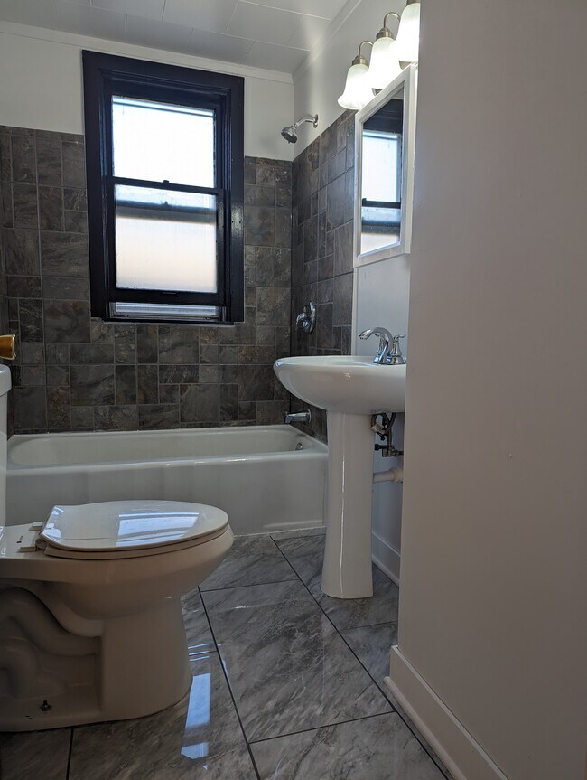 Building Photo - 5249 S Albany Ave
