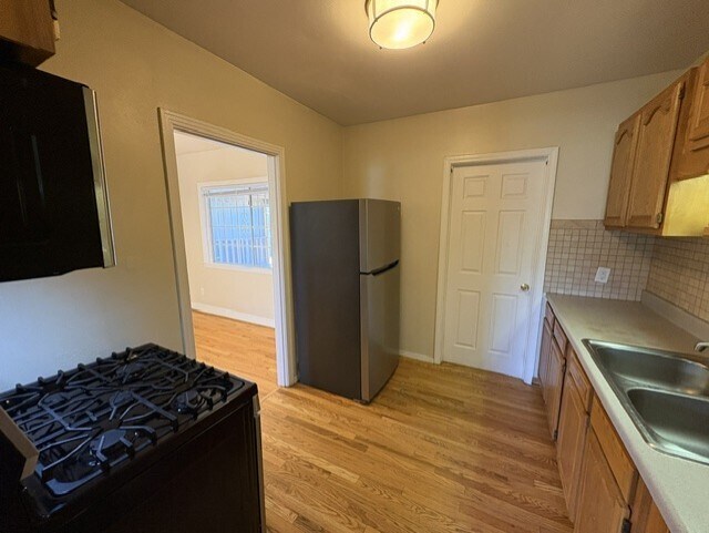 Foto del edificio - 4721 Skyway Ct SW