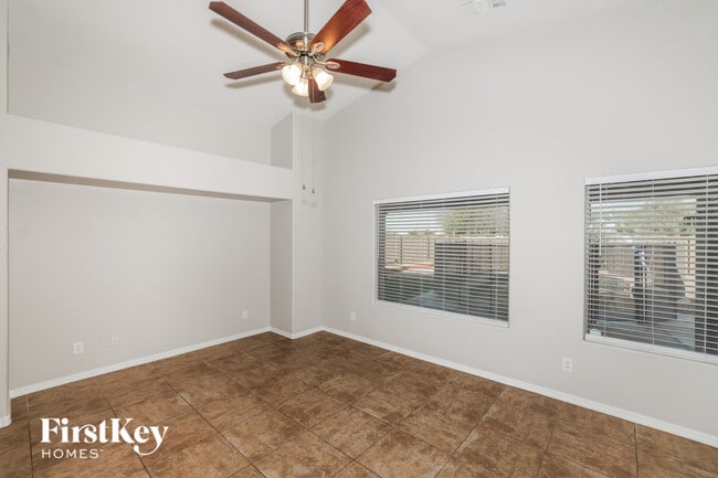 Foto del edificio - 2624 S 257th Ave