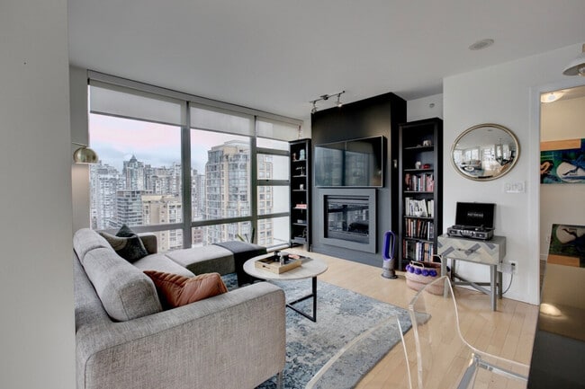 Building Photo - 1225 Richards St