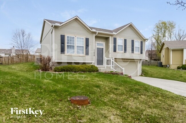 Building Photo - 11039 N Ditman Ct