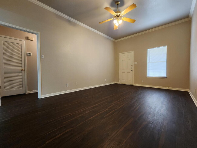 Building Photo - 1807 Windward Dr