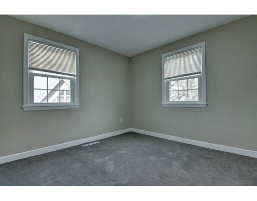 Building Photo - 30 Trull St