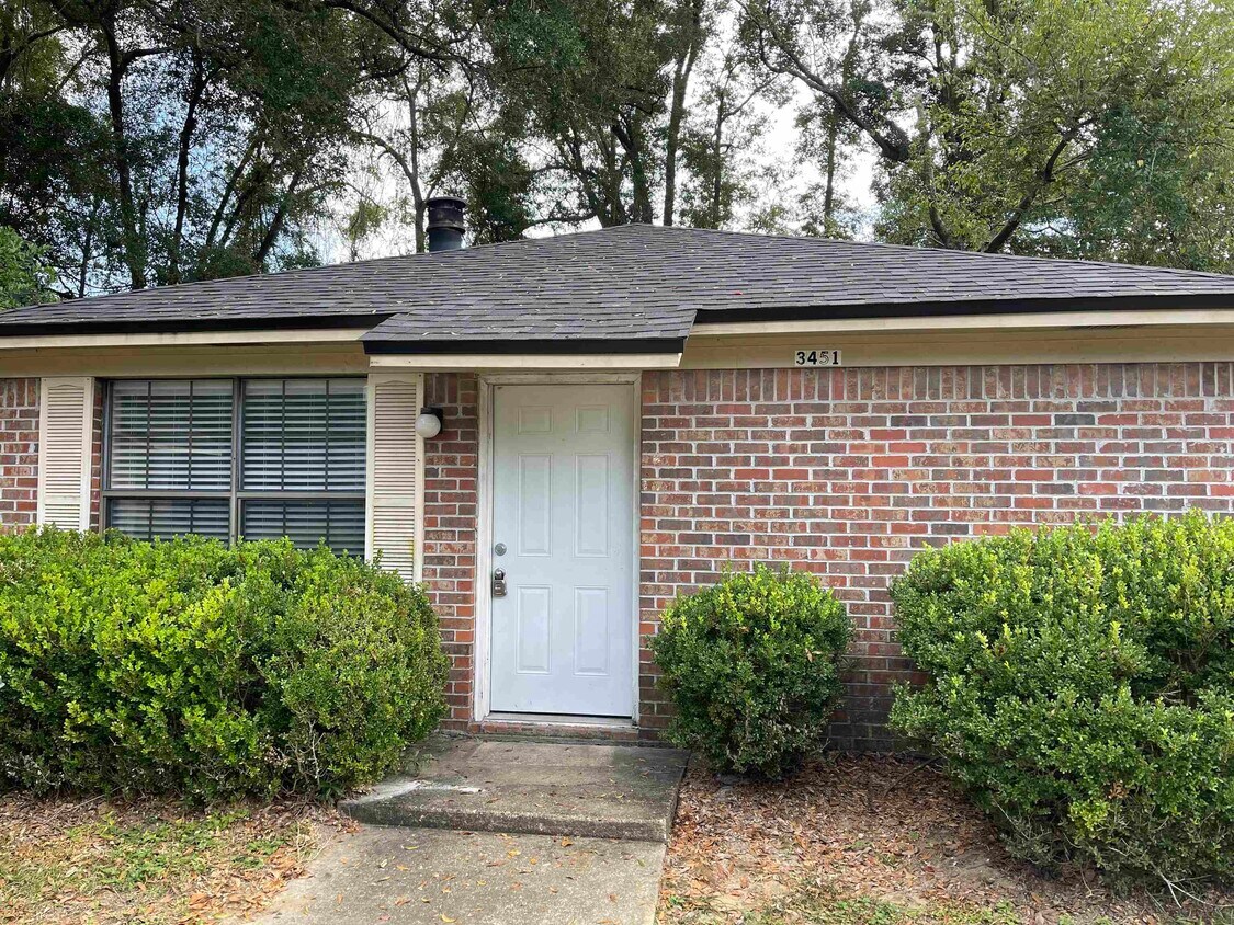 Primary Photo - 3451 Fred George Rd