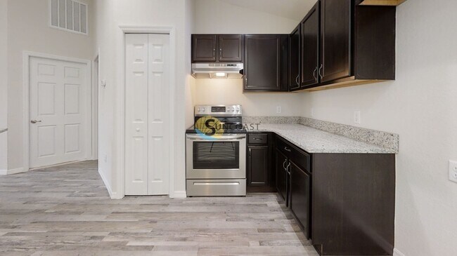 Foto del edificio - Charming & Spacious 3BR Home ? Your Perfec...