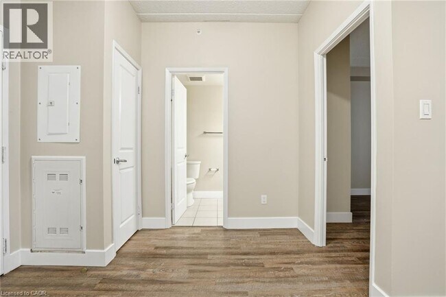 Photo du bâtiment - 149 Main St W