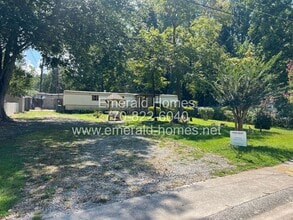 Building Photo - 5207 Pass Ct