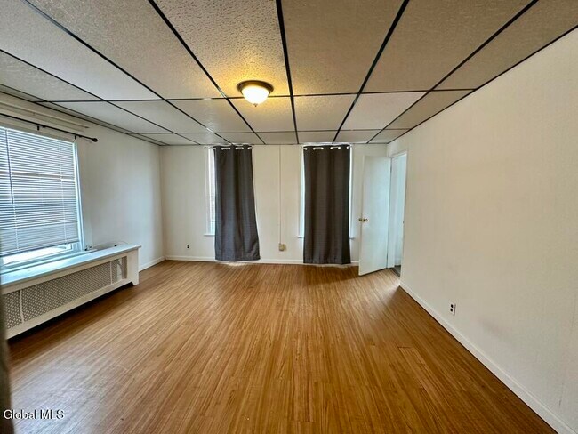 Foto del edificio - 83 14th St