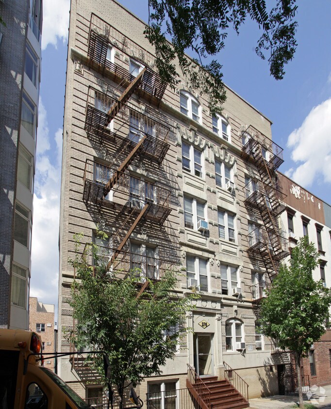 Building Photo - 279 S 1st St