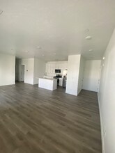 Building Photo - 5801 S Garnet Dr