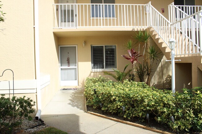 Building Photo - 184 Furse Lakes Cir