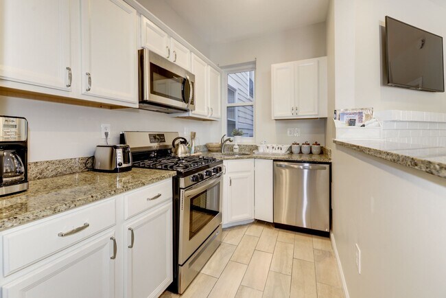 Renovated Stainless Steel and Granite Kitchen - 1719 4th St NW