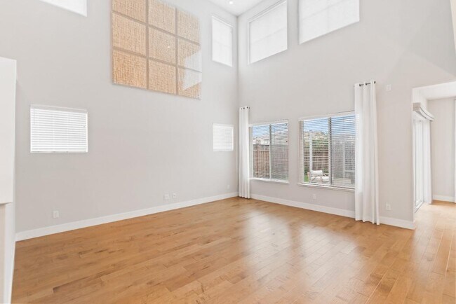 Foto del edificio - 1614 Garden Farms Ave