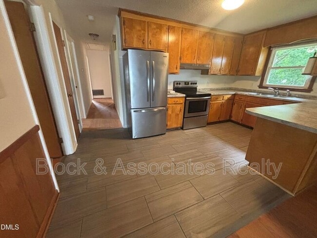 Foto del edificio - 3609 Melrose Dr