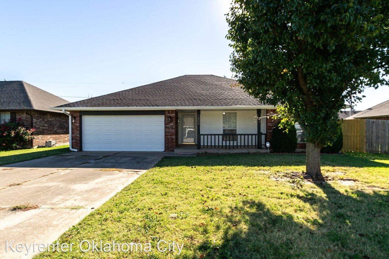 Primary Photo - 3 br, 2 bath House - 1804 Tudor Pl
